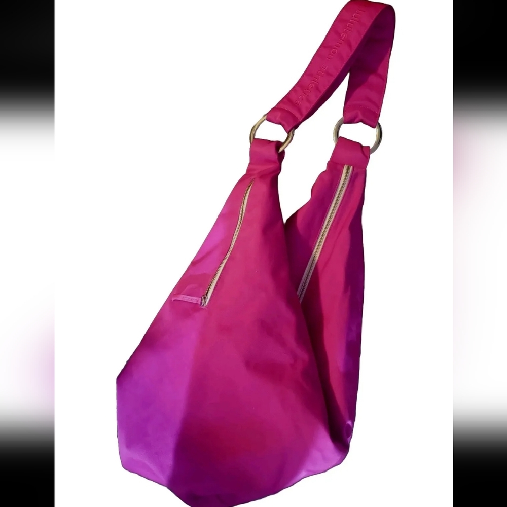 Vintage LuluLemon Athletica Banana Shoulder Yoga Bag Trade to @magilang72